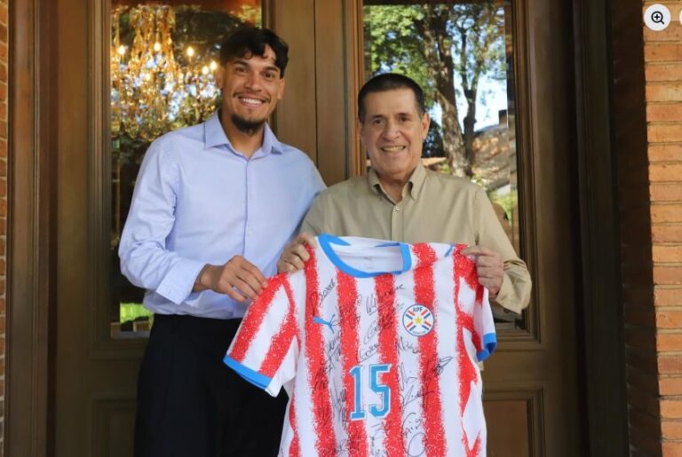 «Ver hasta donde llegó aquel chico de la Huertita, emociona profundamente»
