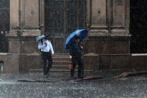 Alerta: anuncian tormentas para tres zonas del país esta mañana