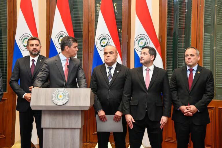 Bachi Nuñez evidencia plan de copamiento colorado en la Contraloría