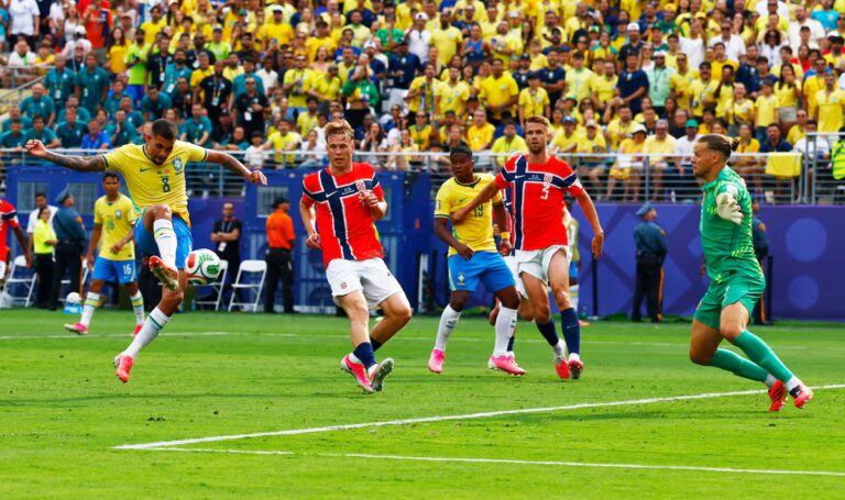 Brasil – Noruega, octavos de final del Mundial, en directo | Neymar marcó de penalti para recortar distancias