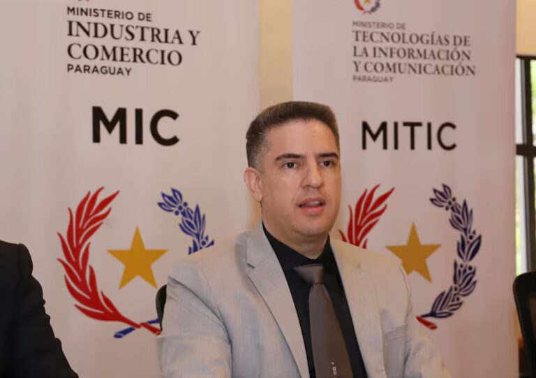 Caso Mbappé: MITIC niega internas en el Gobierno y defiende el comunicado de Cancillería