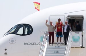 Festivales de artistas internacionales | La selección española llegará a Madrid y celebrará la victoria esta tarde con funcionarios y aficionados