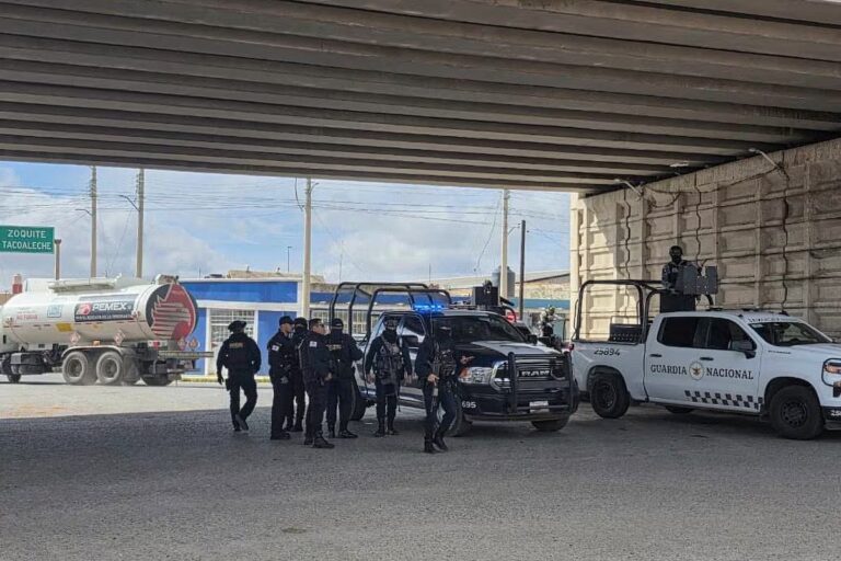 La última masacre de México: empresarios, funcionarios locales y cadáveres colgados de un puente
