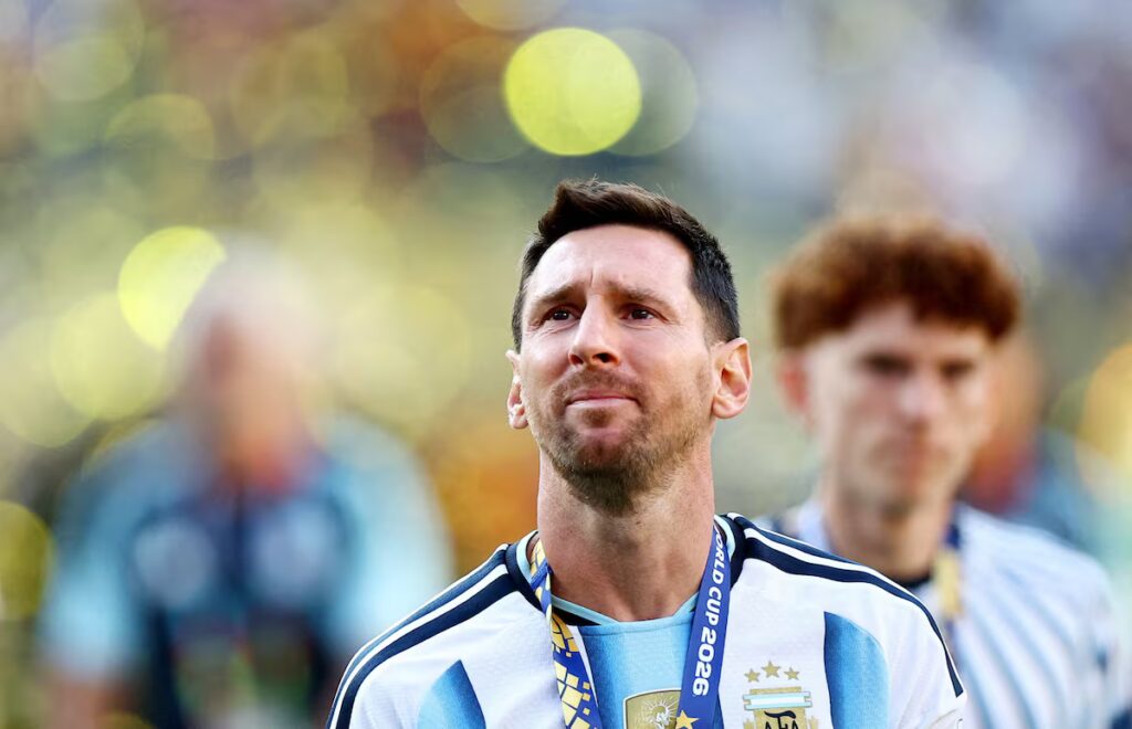 Sin Messi, Argentina recibe a la selección con un pequeño y protocolario festejo