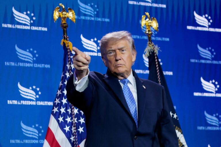 Trump invirtió 1.400 millones de dólares en criptomonedas en el primer año de su segundo mandato
