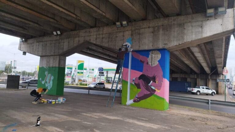 Video: inmortalizan en el Superviaducto la hazaña histórica de la Albirroja